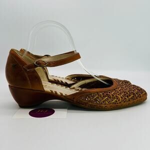 Pikolinos Women's Elba Brandy Leather Backstrap Kitten Heels Size 41/ 10-10.5 US